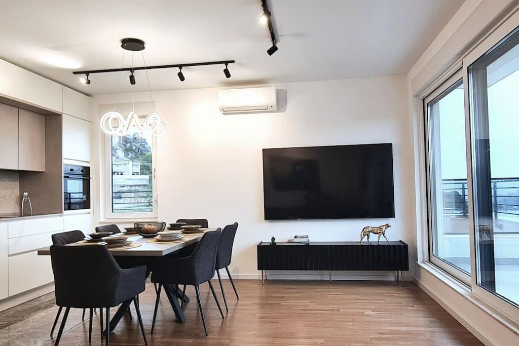 Ilari - Exclusive, Luxury Penthouse 100m2 & Private Garage * Split